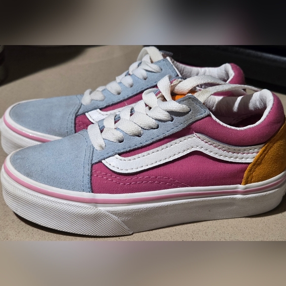 Vans - Girls Size 10.5 Color Block- Pink, Blue & Orange Lace Up - Picture 3 of 5
